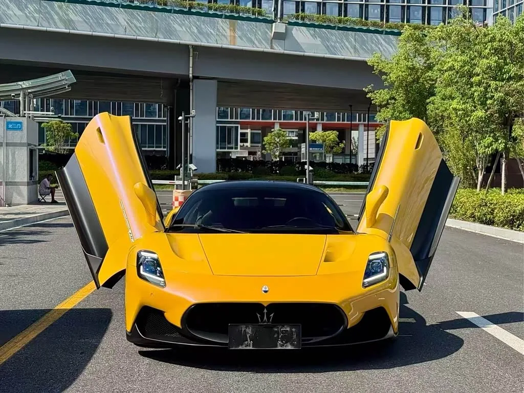 Maserati MC20 2023 из Китая — купить под ключ