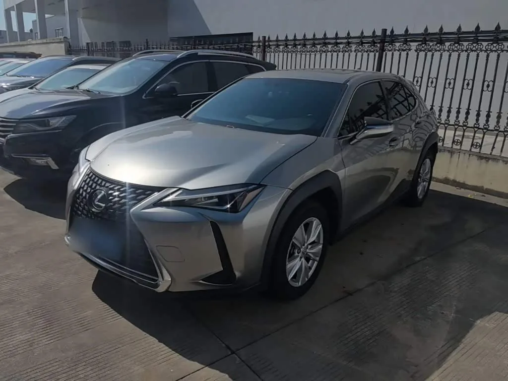 Lexus UX 2021 из Китая — купить под ключ