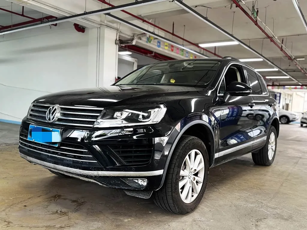 Volkswagen Touareg 2017 из Китая — купить под ключ