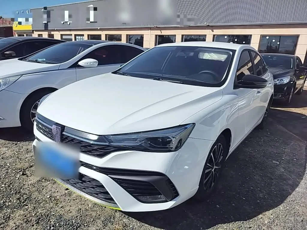 Roewe i5 2022 из Китая — купить под ключ