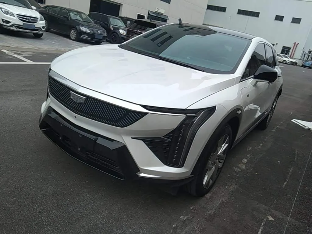 Cadillac Optiq 2024 из Китая — купить под ключ