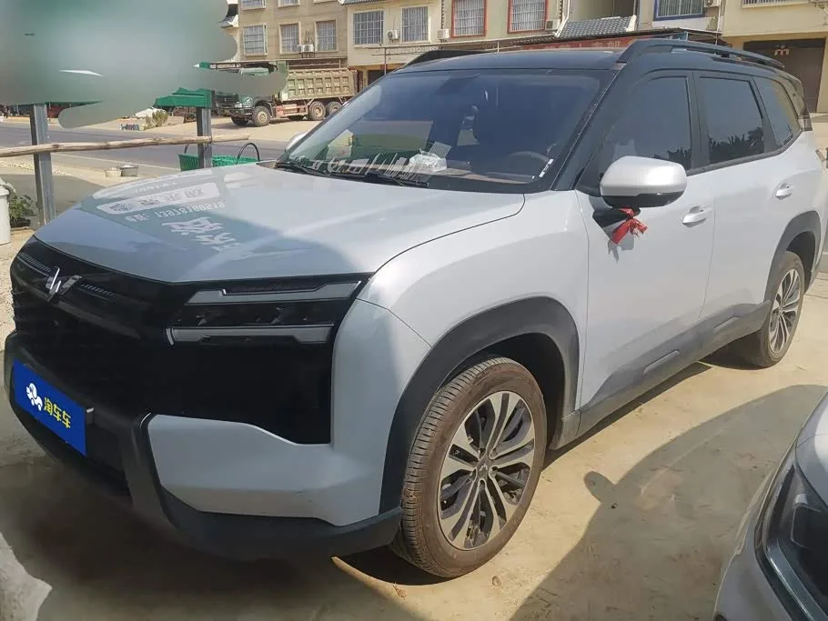Wuling Starlight 560 2026 из Китая — купить под ключ