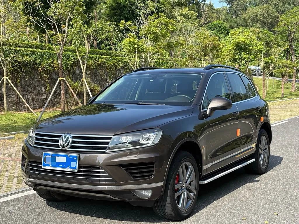 Volkswagen Touareg 2018 из Китая — купить под ключ