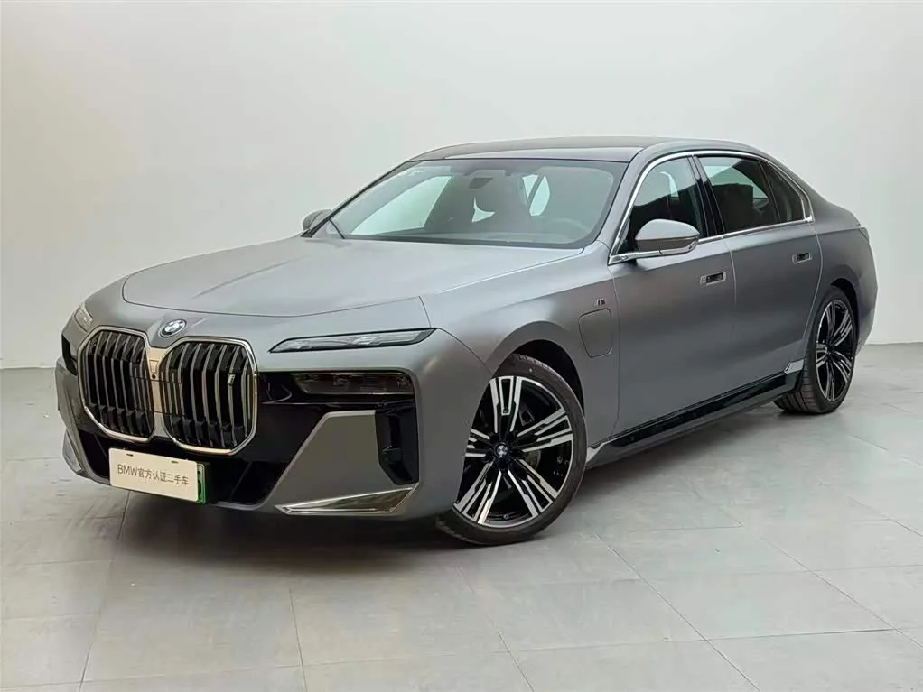 BMW i7 2025 из Китая — купить под ключ