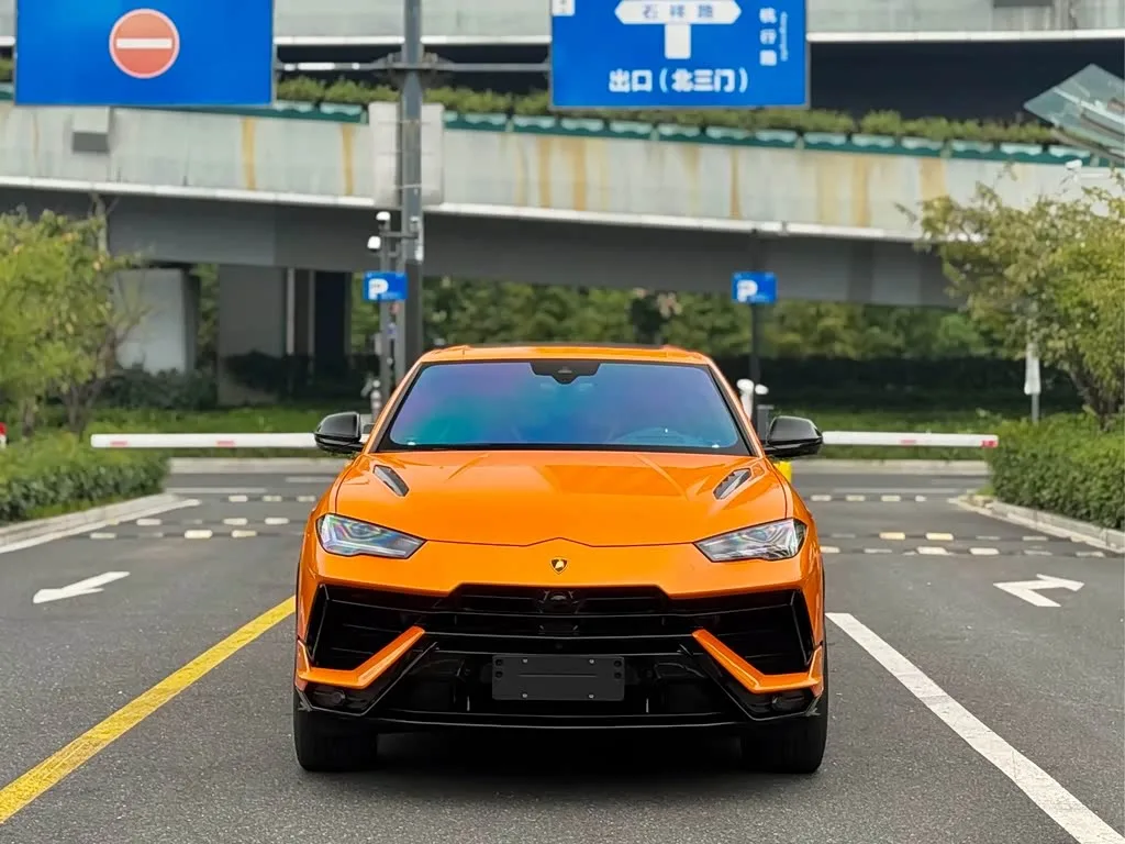 Lamborghini Urus 2024 из Китая — купить под ключ