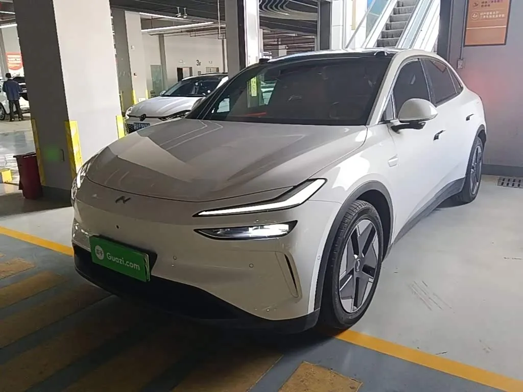 Nio Onvo L60 2025 из Китая — купить под ключ