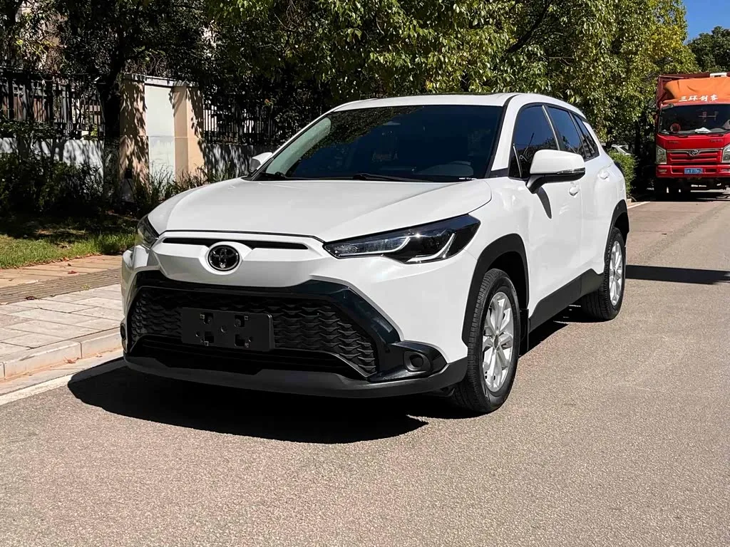 Toyota Frontlander 2023 из Китая — купить под ключ
