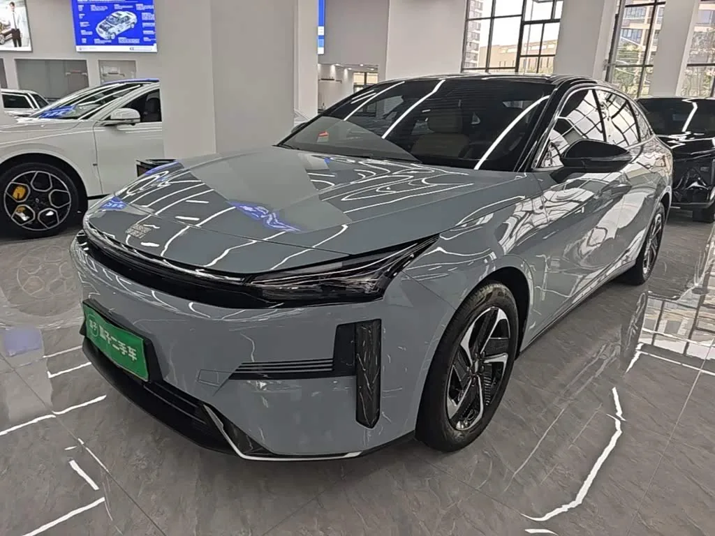 Geely Galaxy L6 2023 из Китая — купить под ключ