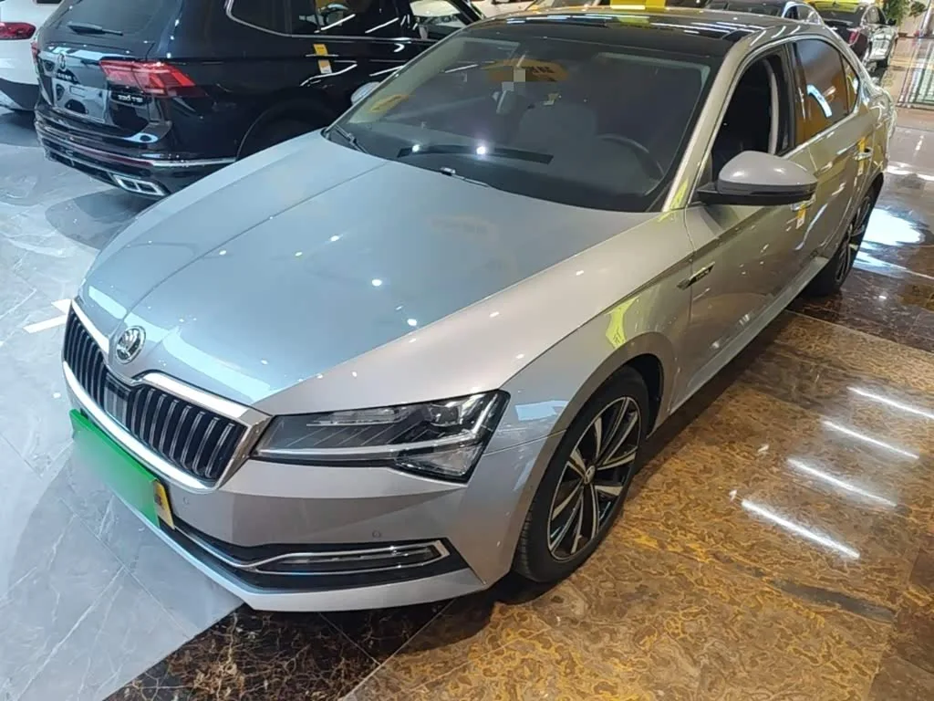 Skoda Superb 2024 из Китая — купить под ключ