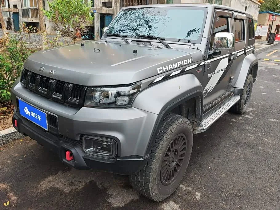 BAIC Beijing BJ40 2023 из Китая — купить под ключ
