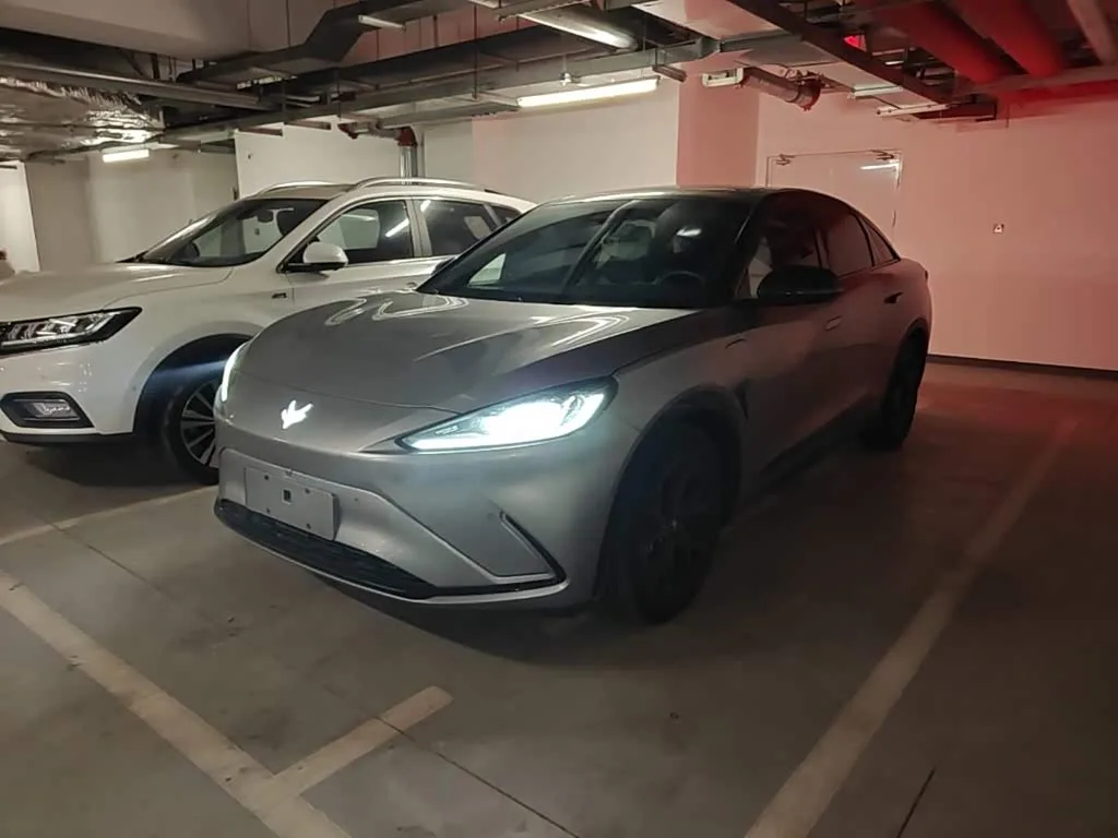 BAIC Arcfox Alpha S 2023 из Китая — купить под ключ