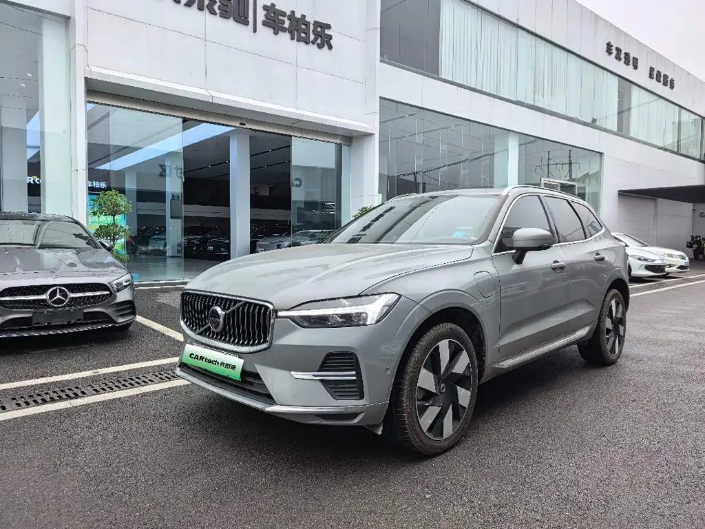 Volvo XC60 Hybrid 2023 из Китая — купить под ключ