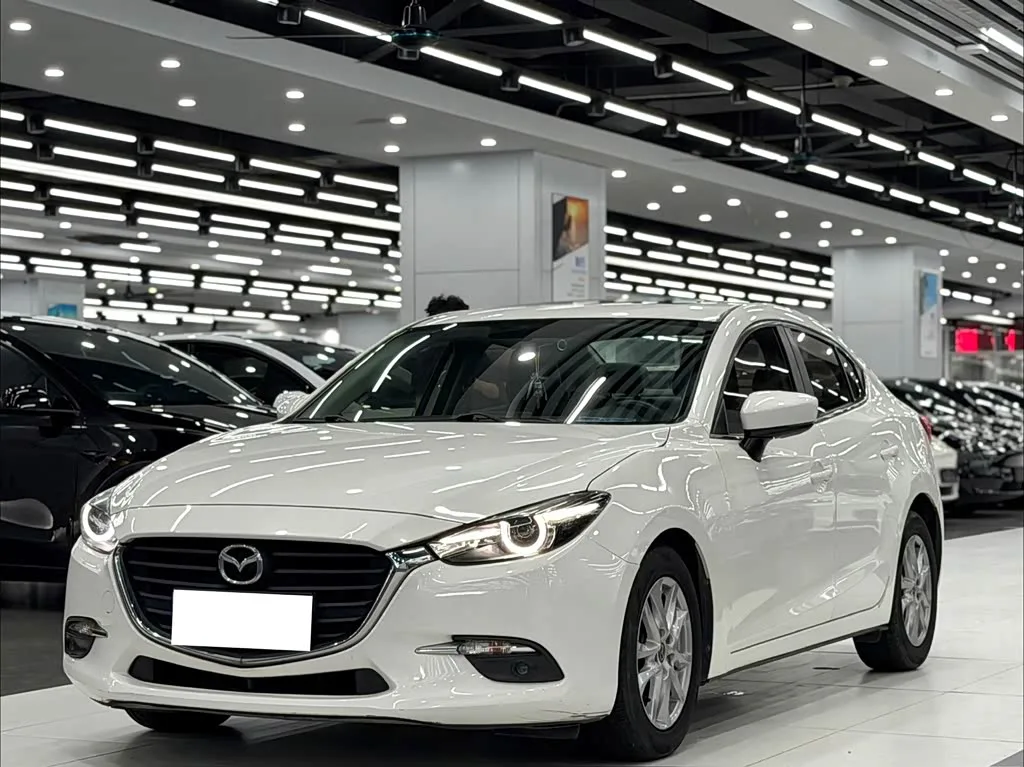 Mazda 3 (Axela) 2018 из Китая — купить под ключ