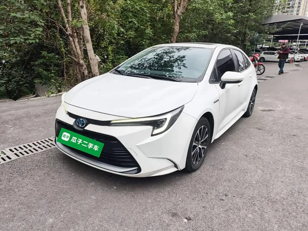 Toyota Levin 2024 из Китая — купить под ключ