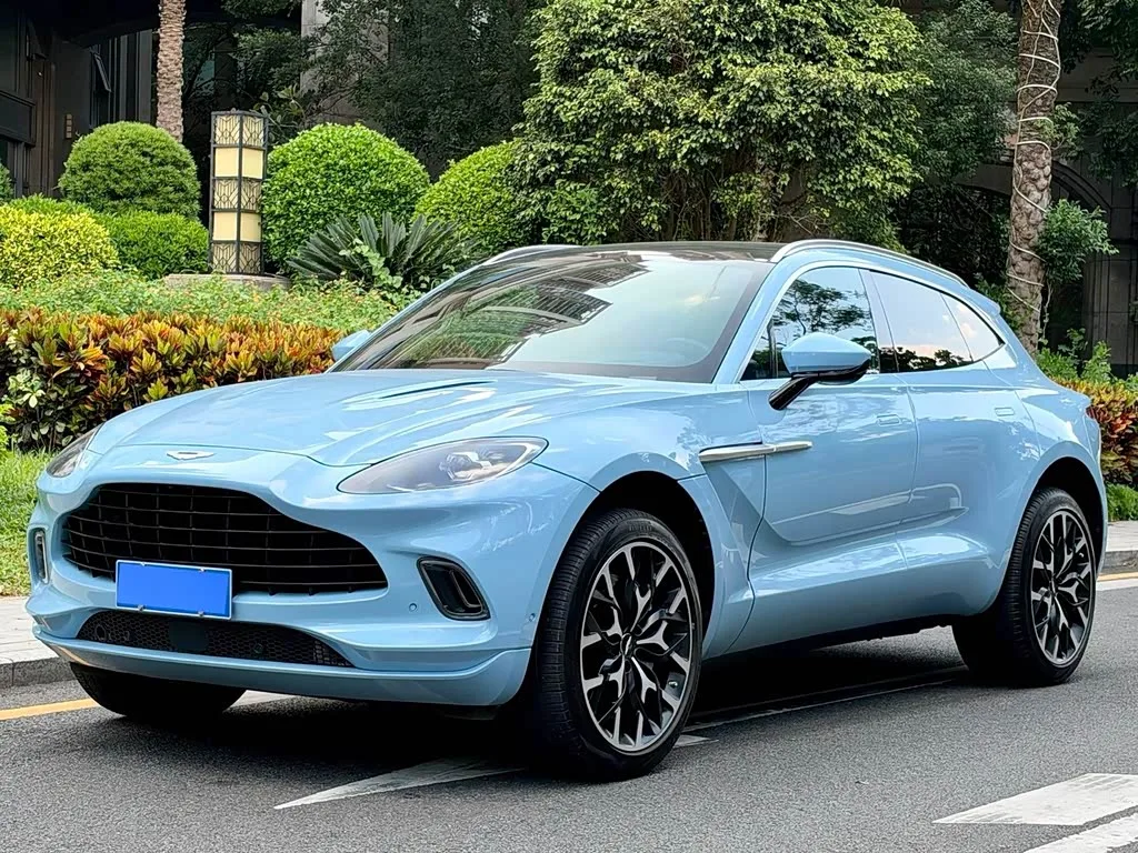 Aston Martin DBX 2021 из Китая — купить под ключ