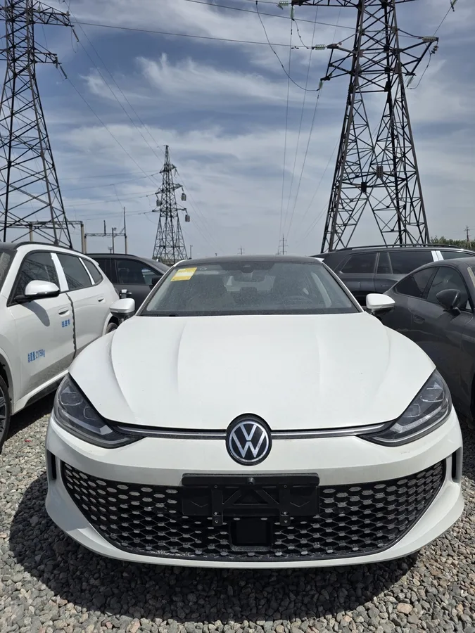 Volkswagen Lamando 2026 из Киргизии — купить под ключ