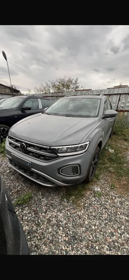 Volkswagen T-Roc 2026 из Киргизии — купить под ключ