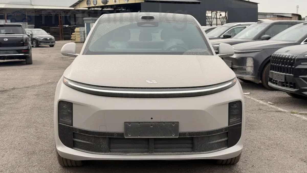 LiXiang L6 2026 из Киргизии — купить под ключ