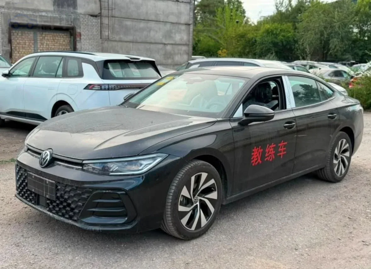 Volkswagen Passat 2026 из Киргизии — купить под ключ