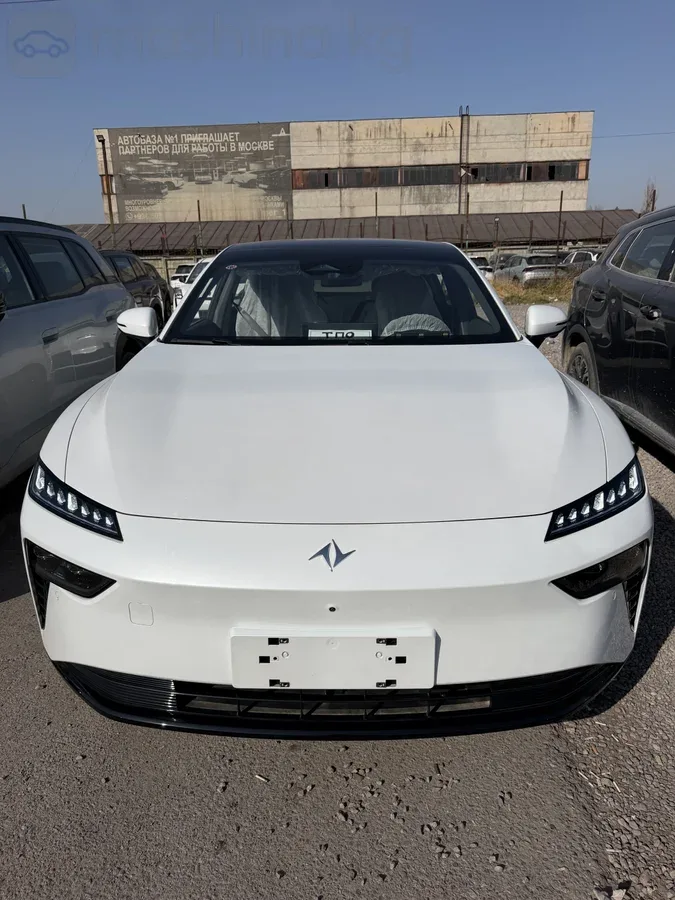 Dongfeng Yipai eπ 007 2026 из Киргизии — купить под ключ