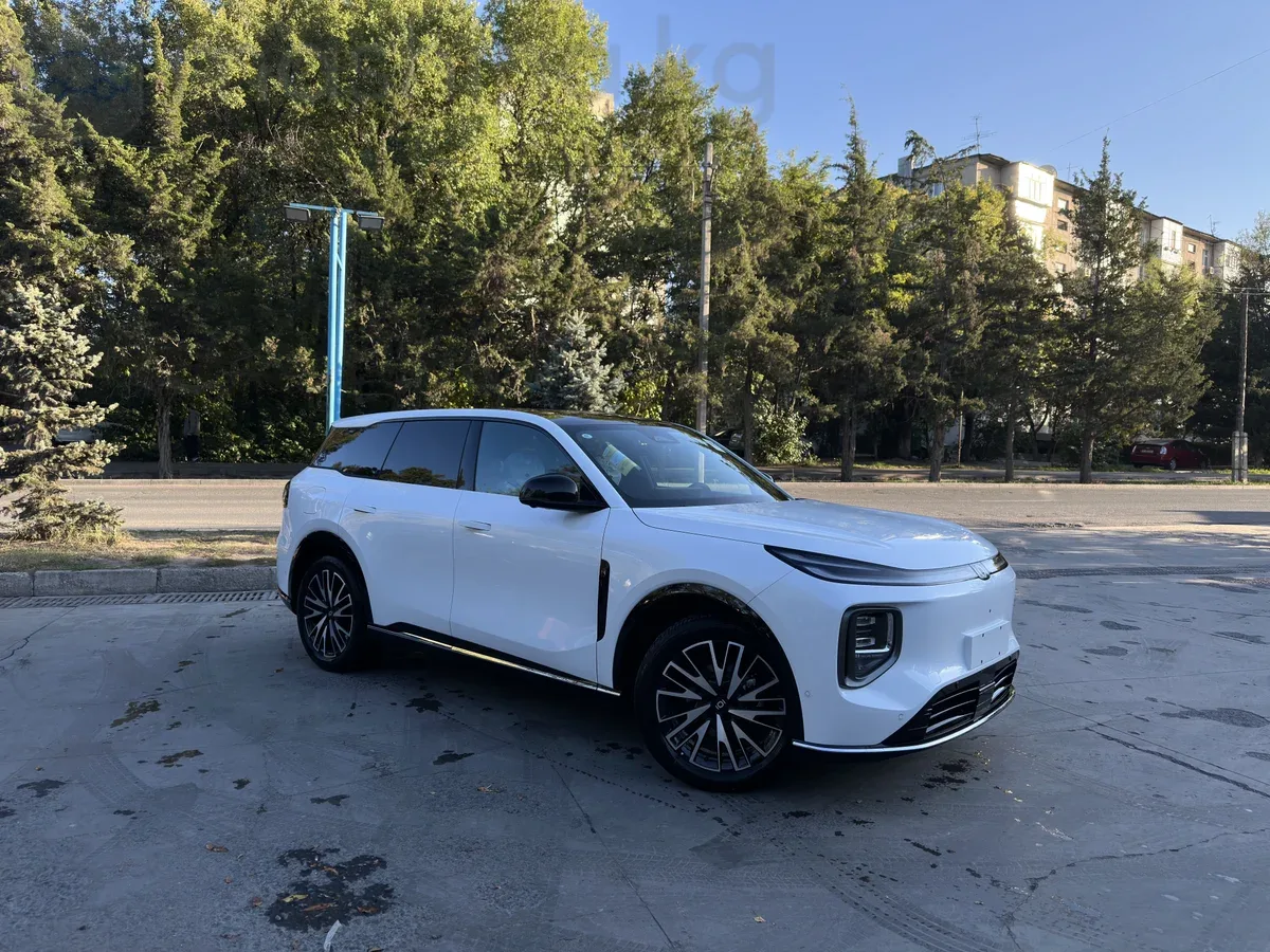 Changan Qiyuan (Nevo) Q07 2025 из Киргизии — купить под ключ