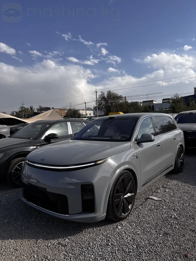 LiXiang L9 2026 из Киргизии — купить под ключ