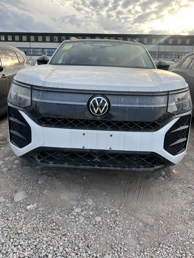 Volkswagen Teramont 2026 из Киргизии — купить под ключ