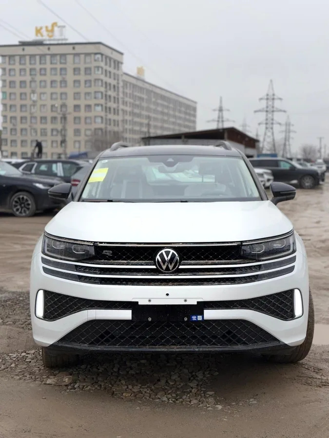 Volkswagen Tavendor 2026 из Киргизии — купить под ключ
