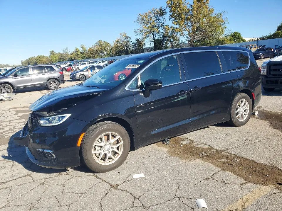 Chrysler Pacifica 2026 из США — купить под ключ