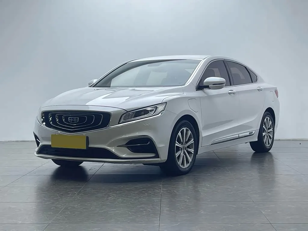 Geely Emgrand GT 2018 из Китая — купить под ключ