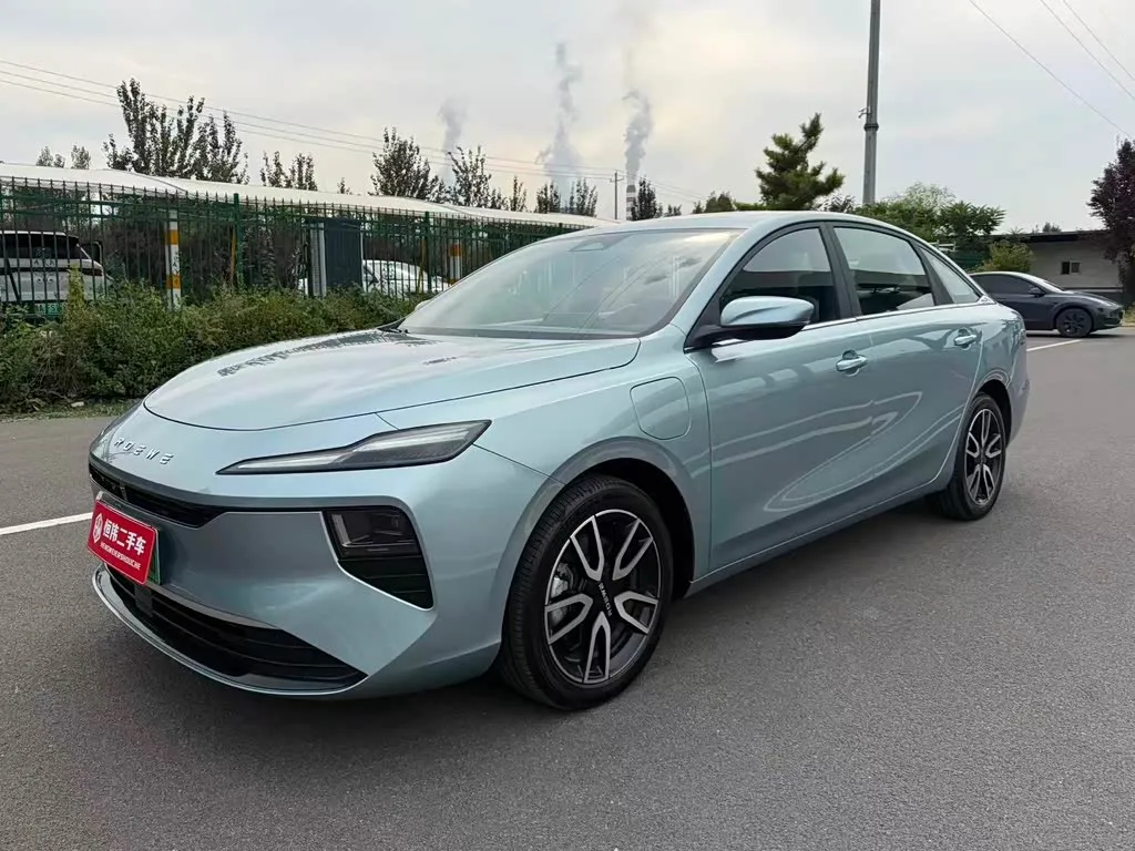 Roewe D6 2025 из Китая — купить под ключ