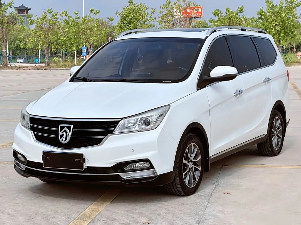 Baojun 730 2018 из Китая — купить под ключ
