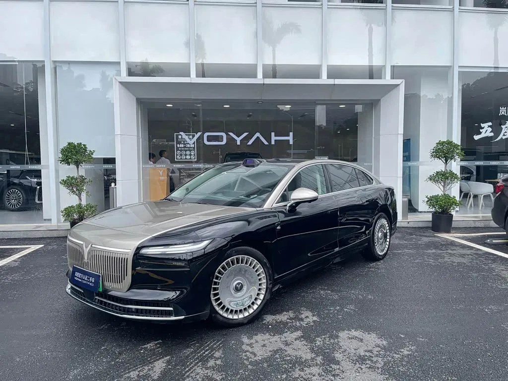 Voyah Passion L 2025 из Китая — купить под ключ