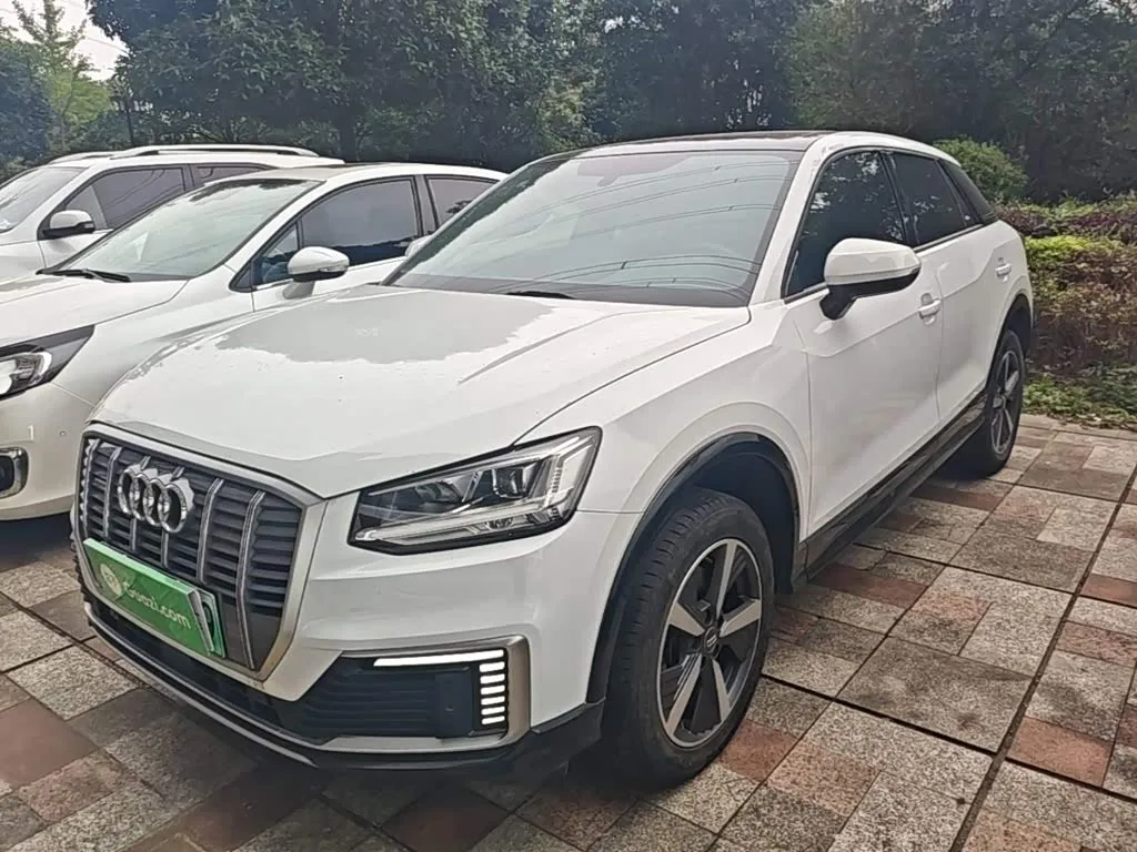 Audi Q2L e-tron 2021 из Китая — купить под ключ
