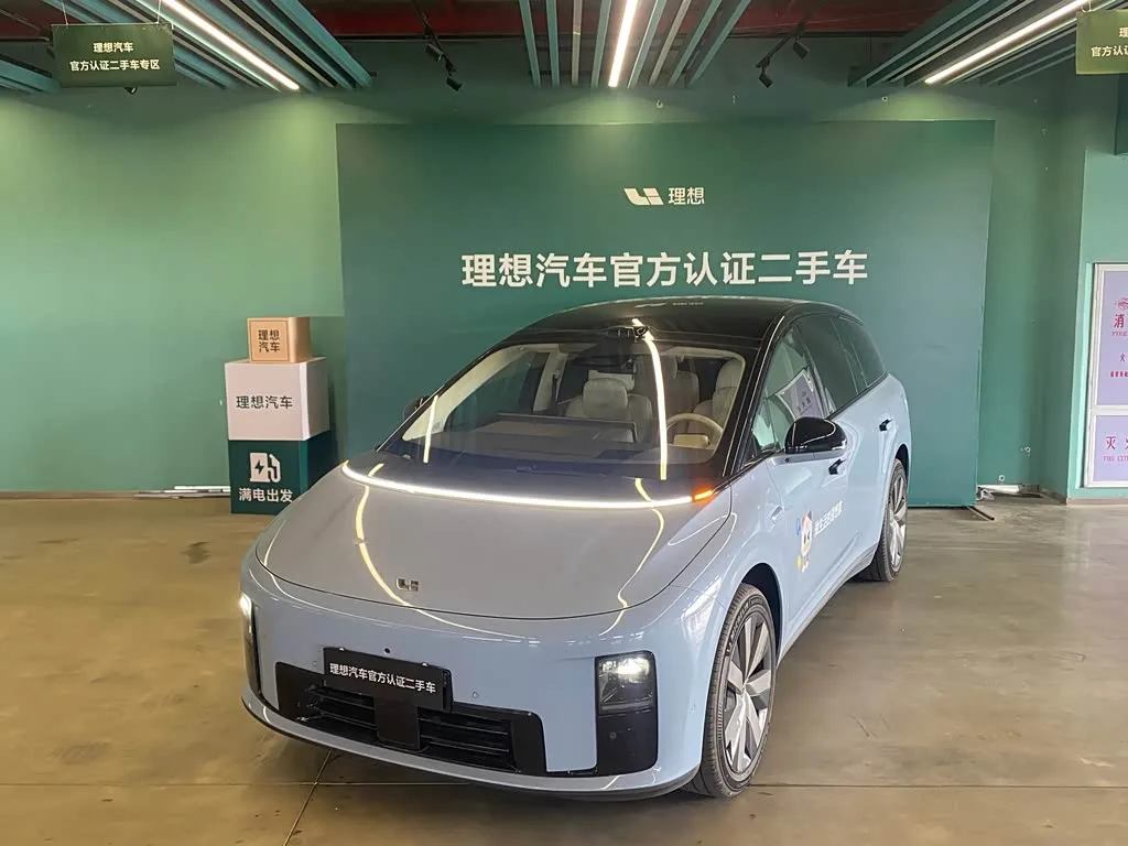 LiXiang i8 2025 из Китая — купить под ключ