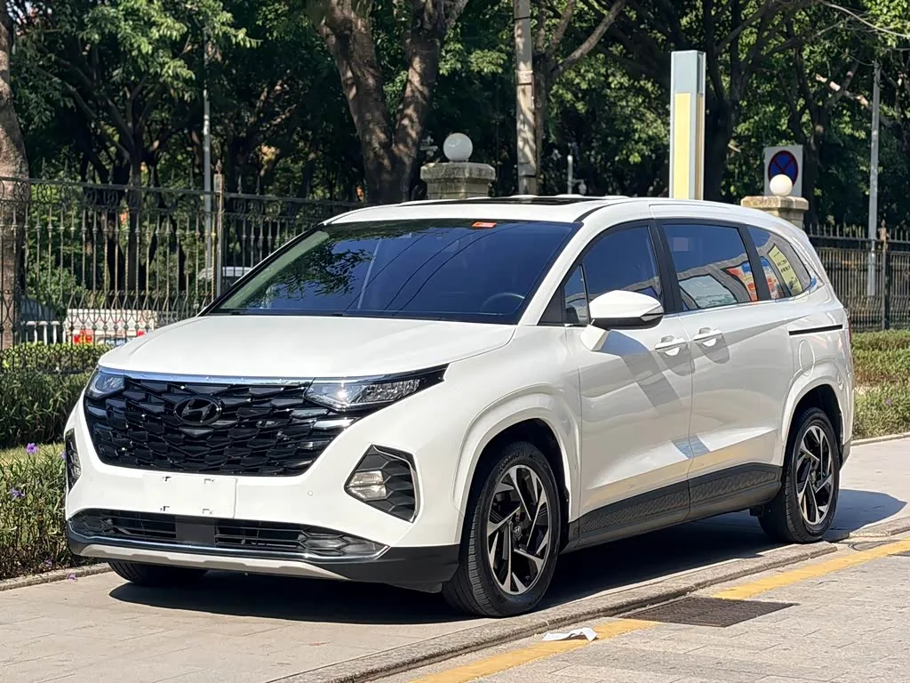 Hyundai Custo 2021 из Китая — купить под ключ