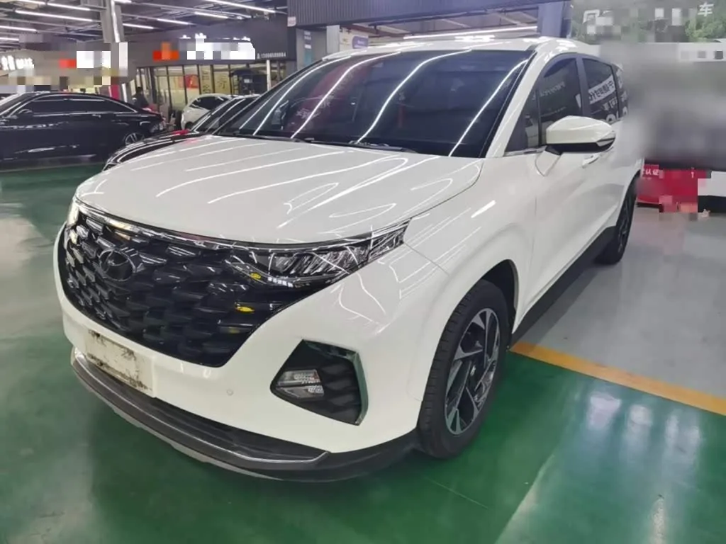 Hyundai Custo 2022 из Китая — купить под ключ