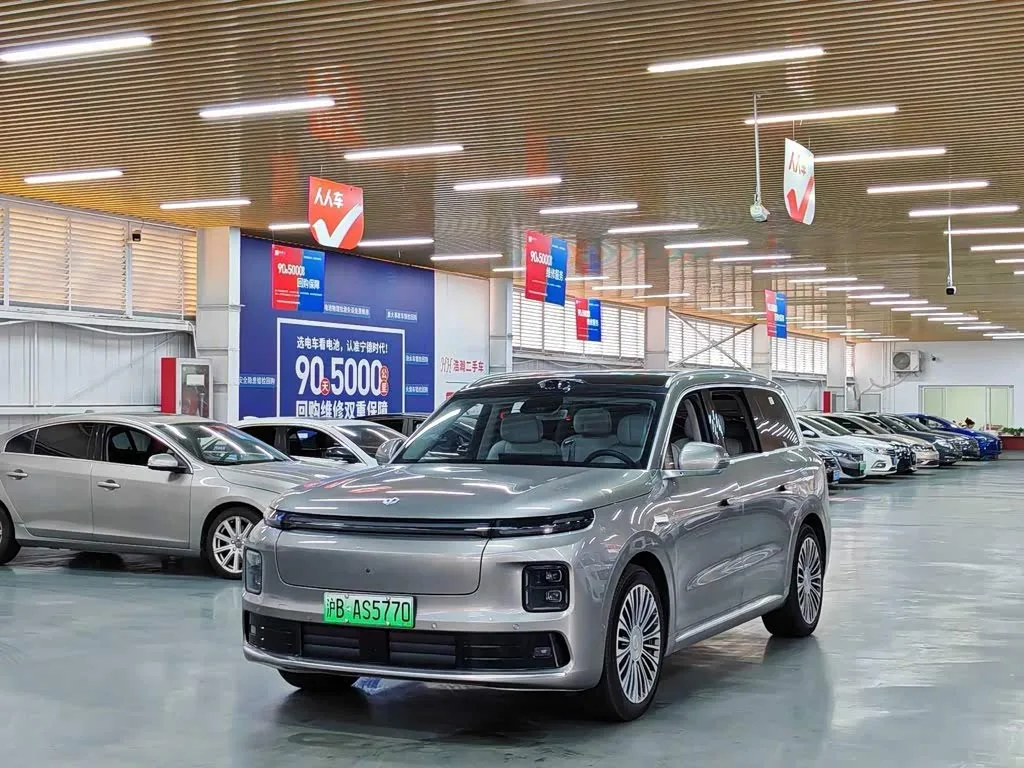 Leapmotor D19 2026 из Китая — купить под ключ