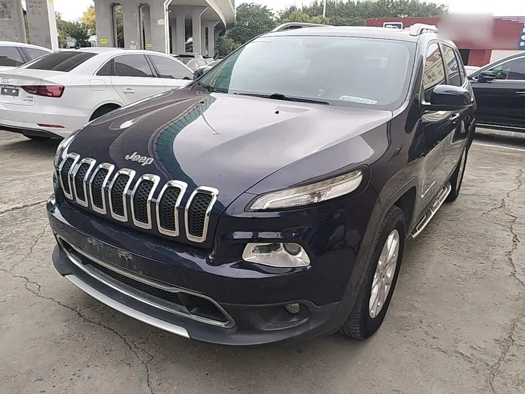 Jeep Cherokee 2016 из Китая — купить под ключ