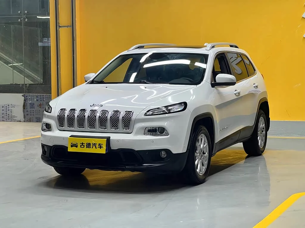 Jeep Cherokee 2016 из Китая — купить под ключ