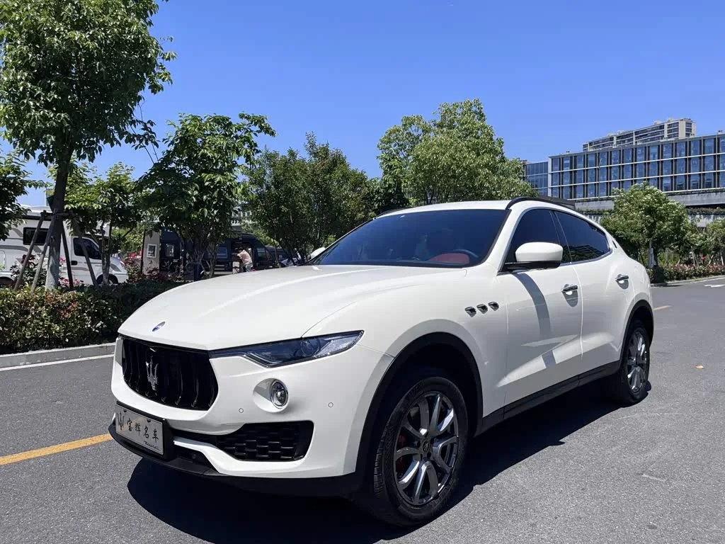 Maserati Levante 2022 из Китая — купить под ключ