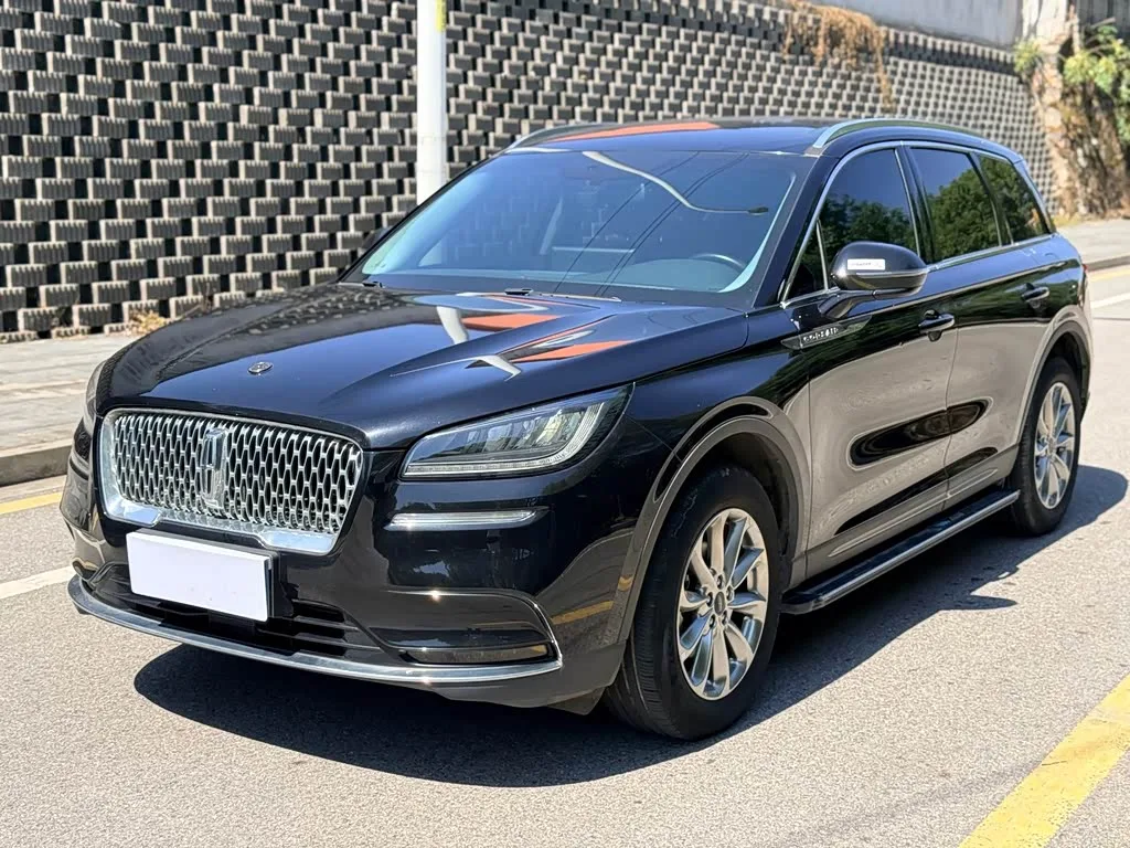 Lincoln Corsair 2021 из Китая — купить под ключ