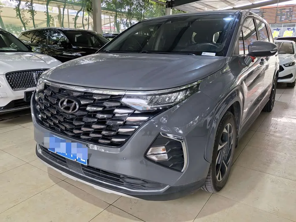Hyundai Custo 2022 из Китая — купить под ключ