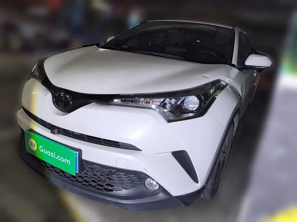 Toyota C-HR 2019 из Китая — купить под ключ