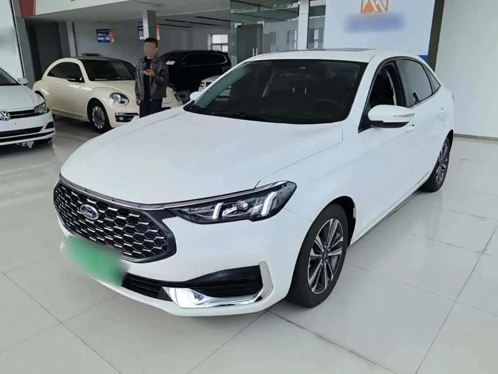 Ford Escort 2022 из Китая — купить под ключ