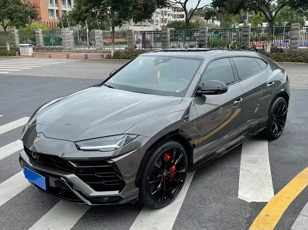Lamborghini Urus 2019 из Китая — купить под ключ