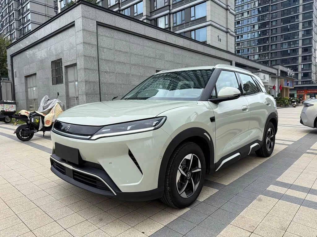 BYD Yuan Up 2025 из Китая — купить под ключ