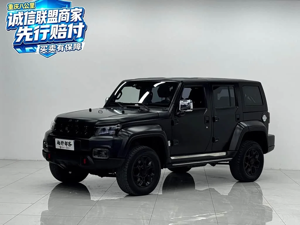 BAIC Beijing BJ40 2023 из Китая — купить под ключ