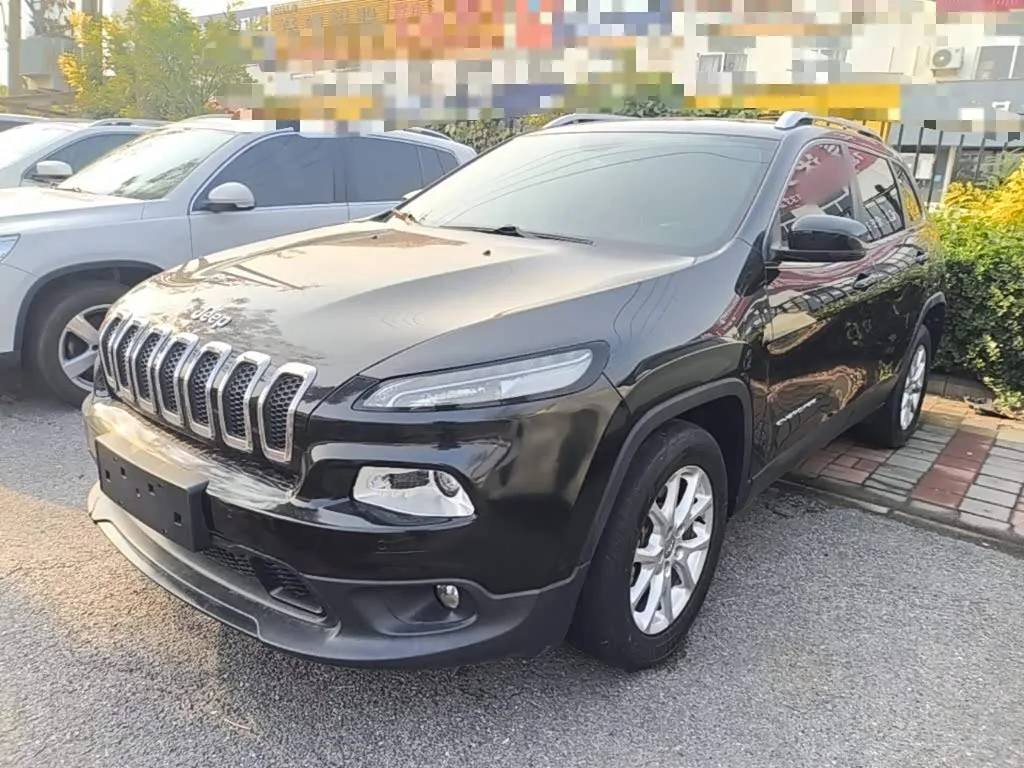 Jeep Cherokee 2017 из Китая — купить под ключ