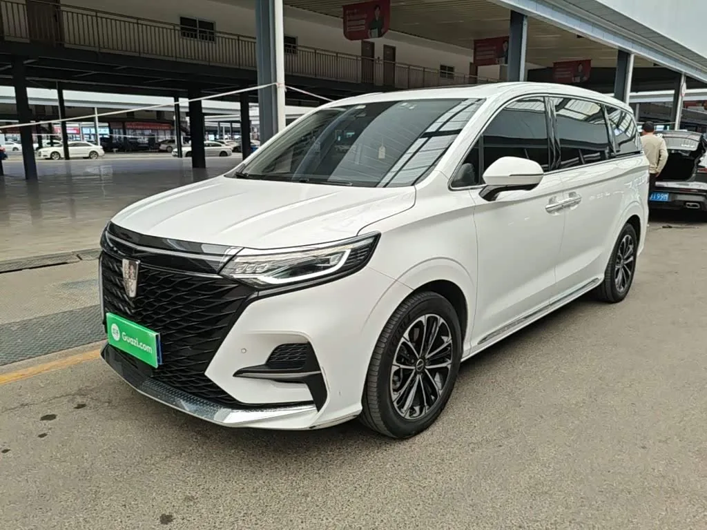 Roewe iMax 8 2020 из Китая — купить под ключ